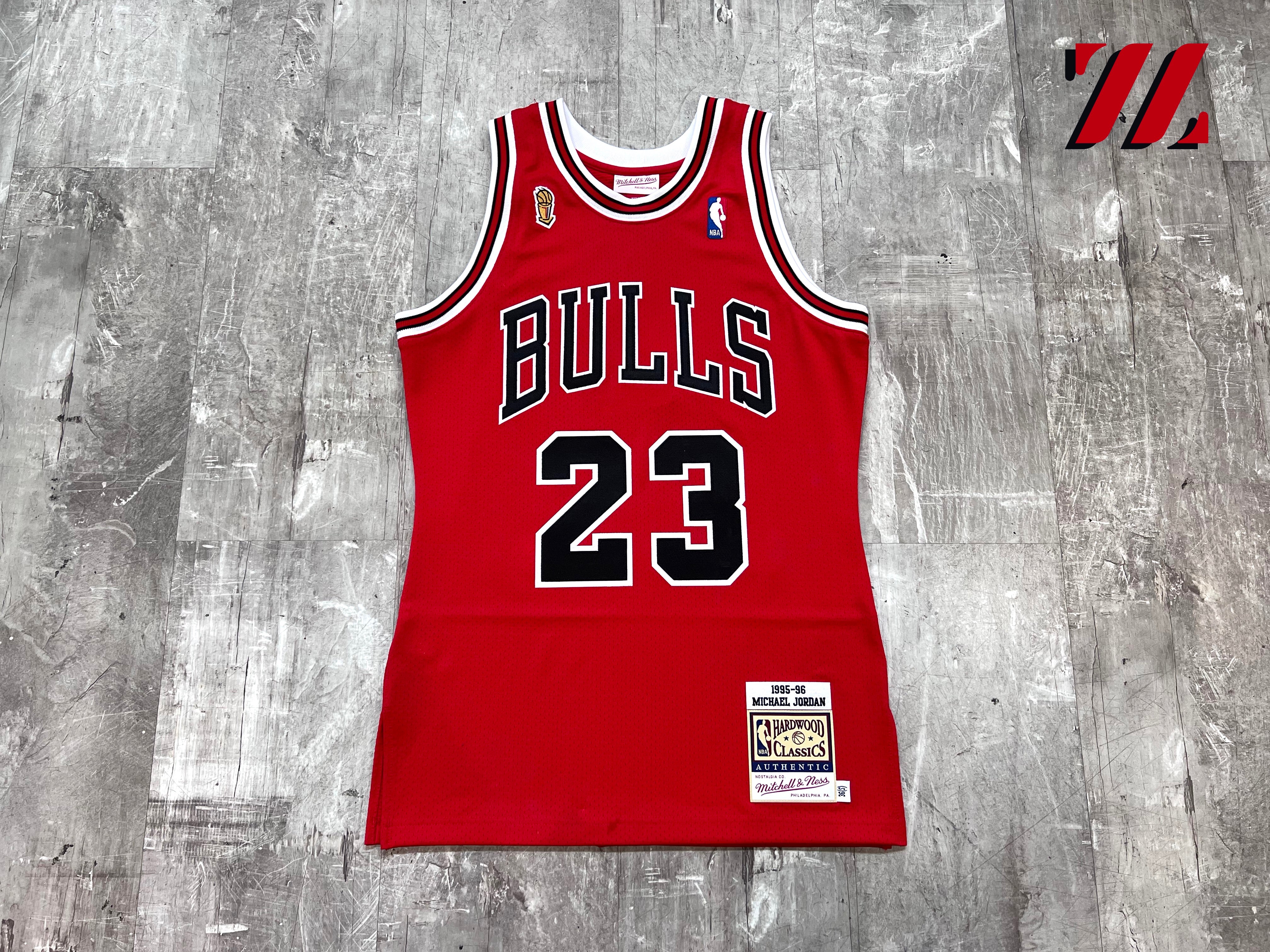 Men's Chicago Bulls 23 Michael Jordan basketball jersey mitchell