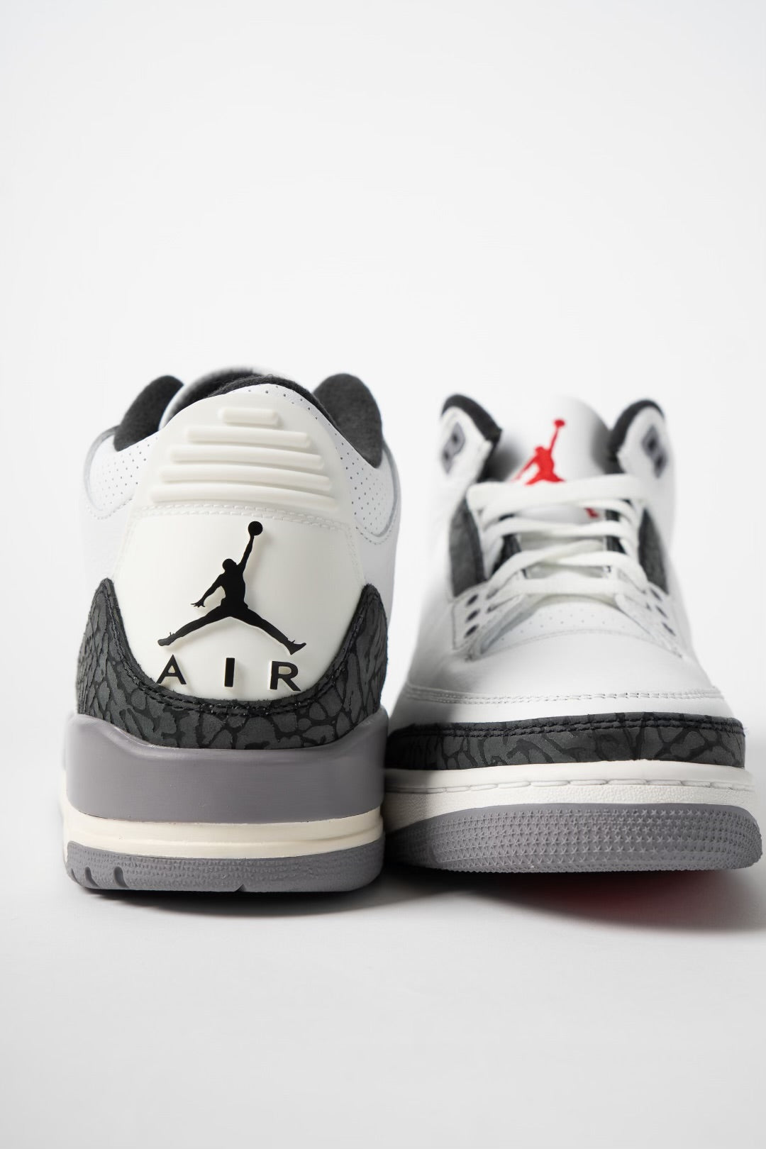 Kid's Air Jordan 3 "Cement Grey" (GS)