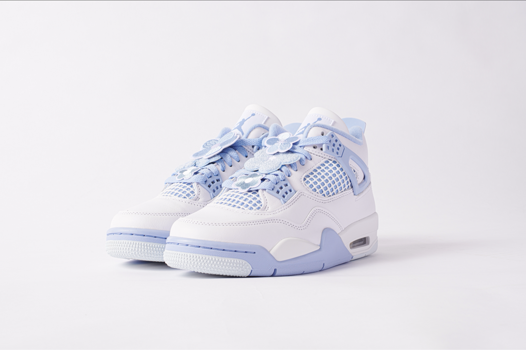 Women’s Air Jordan 4 “Forget Me Not”