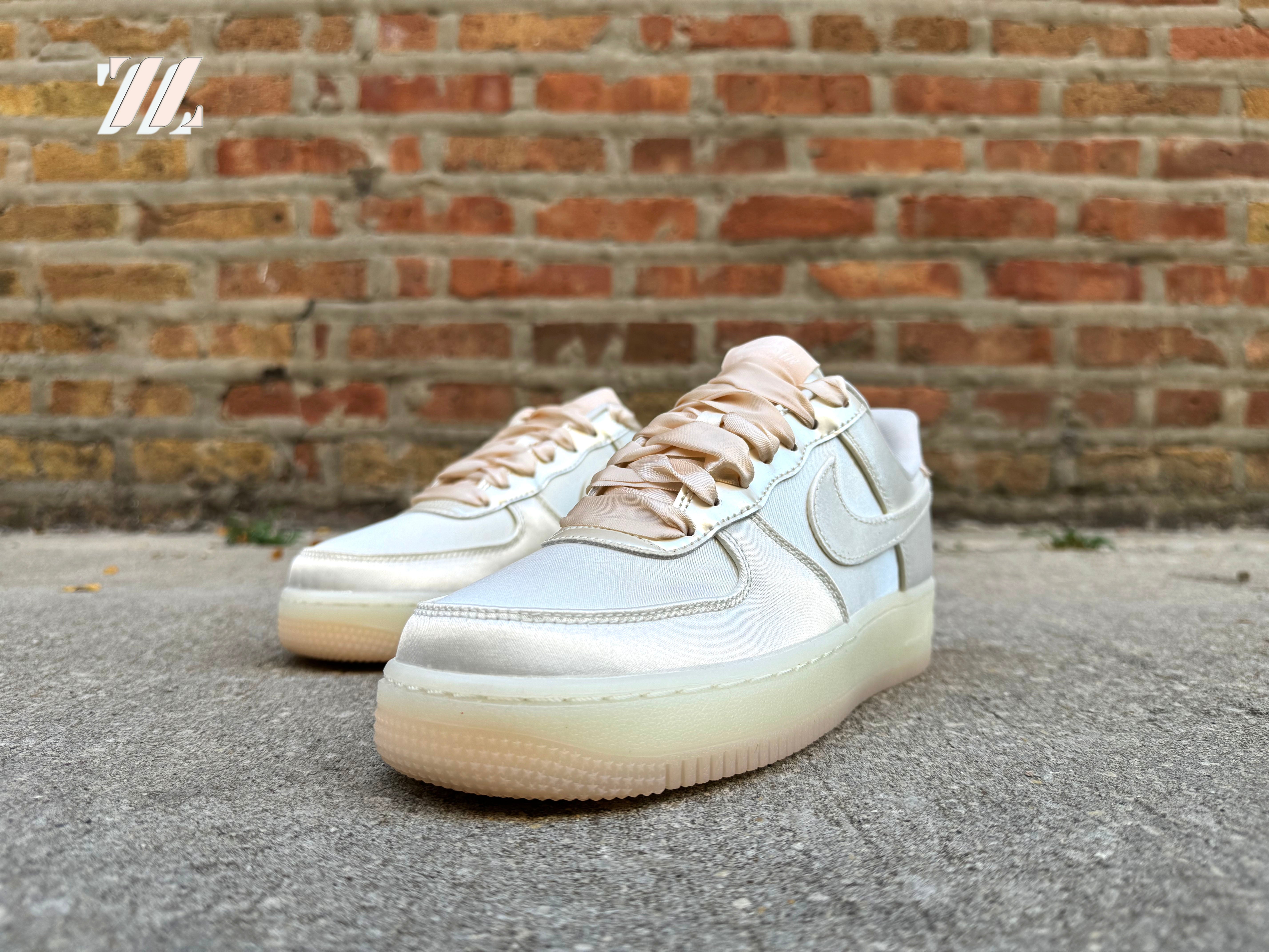 Women s Nike Air Force 1 07 LV8 SUCCEZZ BY B VDOT