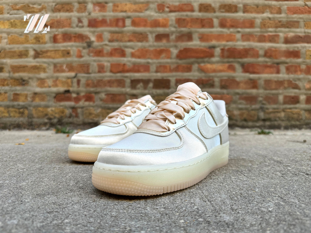 Women’s Nike Air Force 1 '07 LV8