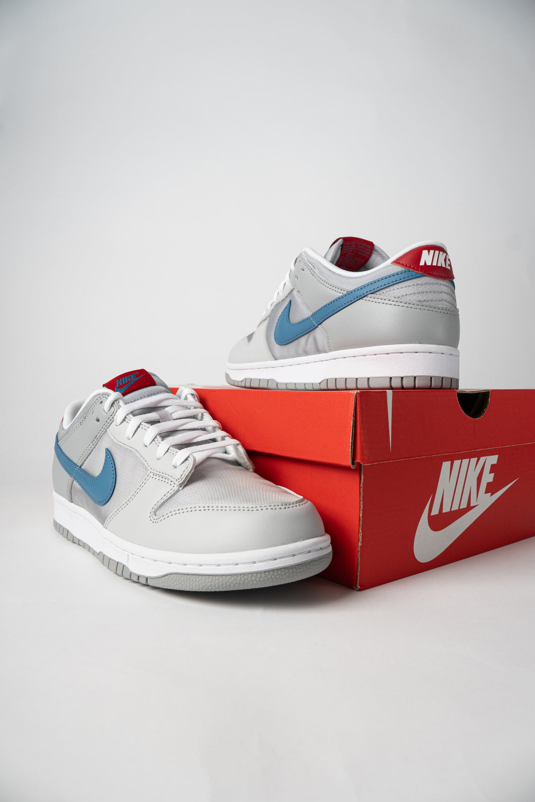 Men's Nike Dunk Low “Silver Surfer”