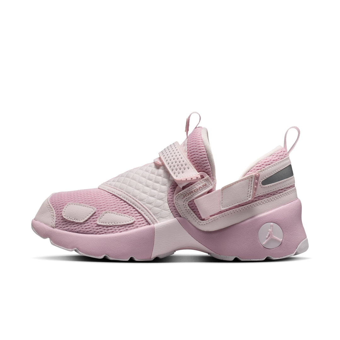 Women's Jordan Trunner LX