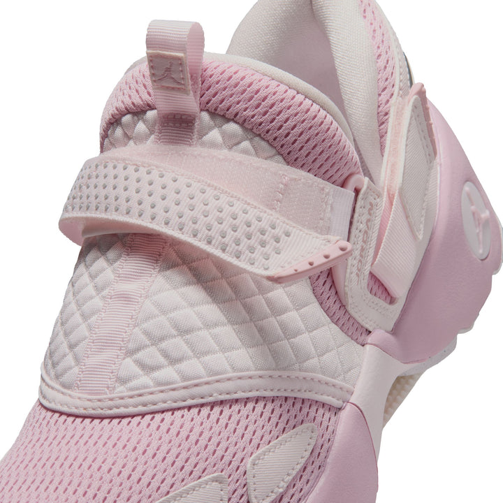 Women's Jordan Trunner LX