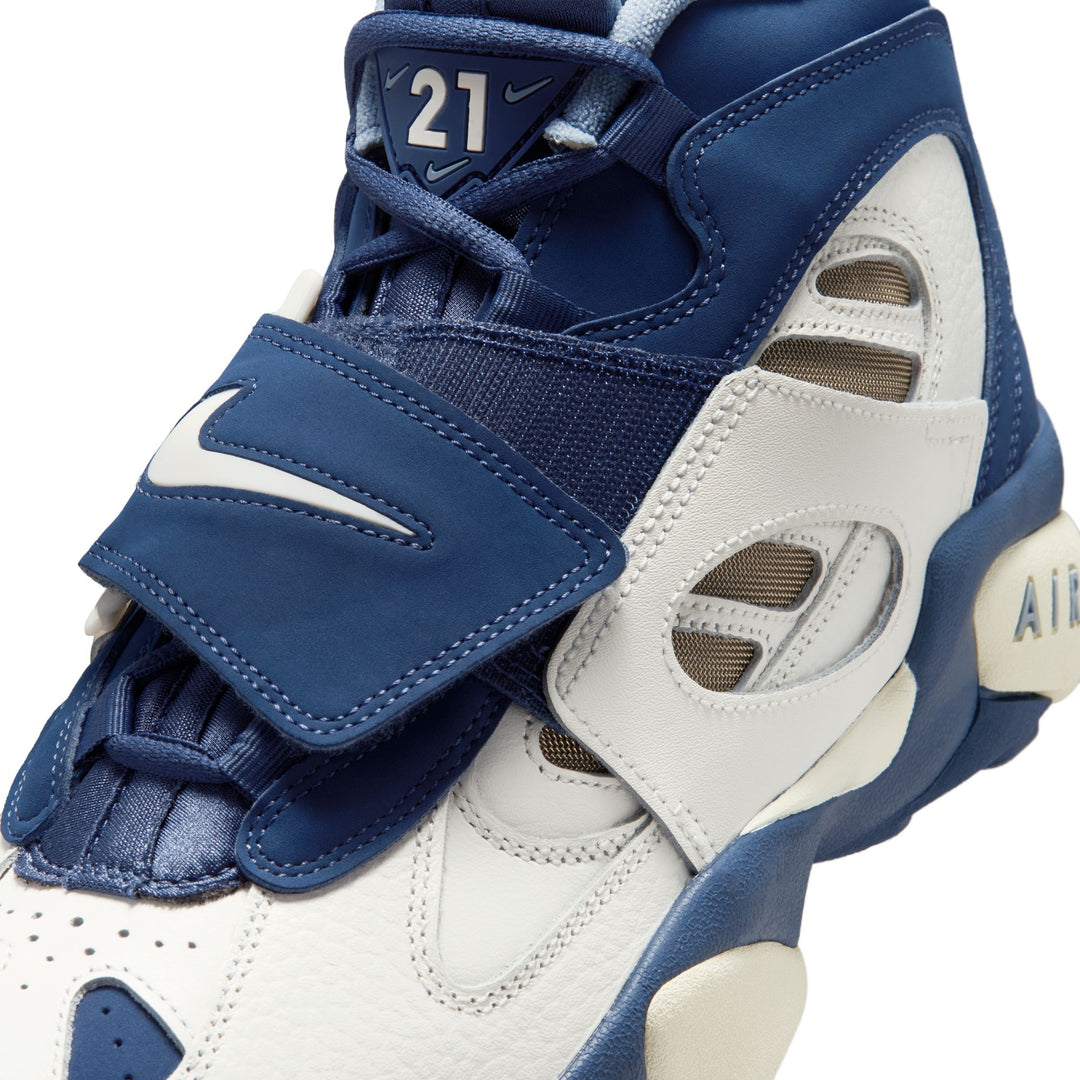 Nike Air Diamond Turf 2 “Royals”