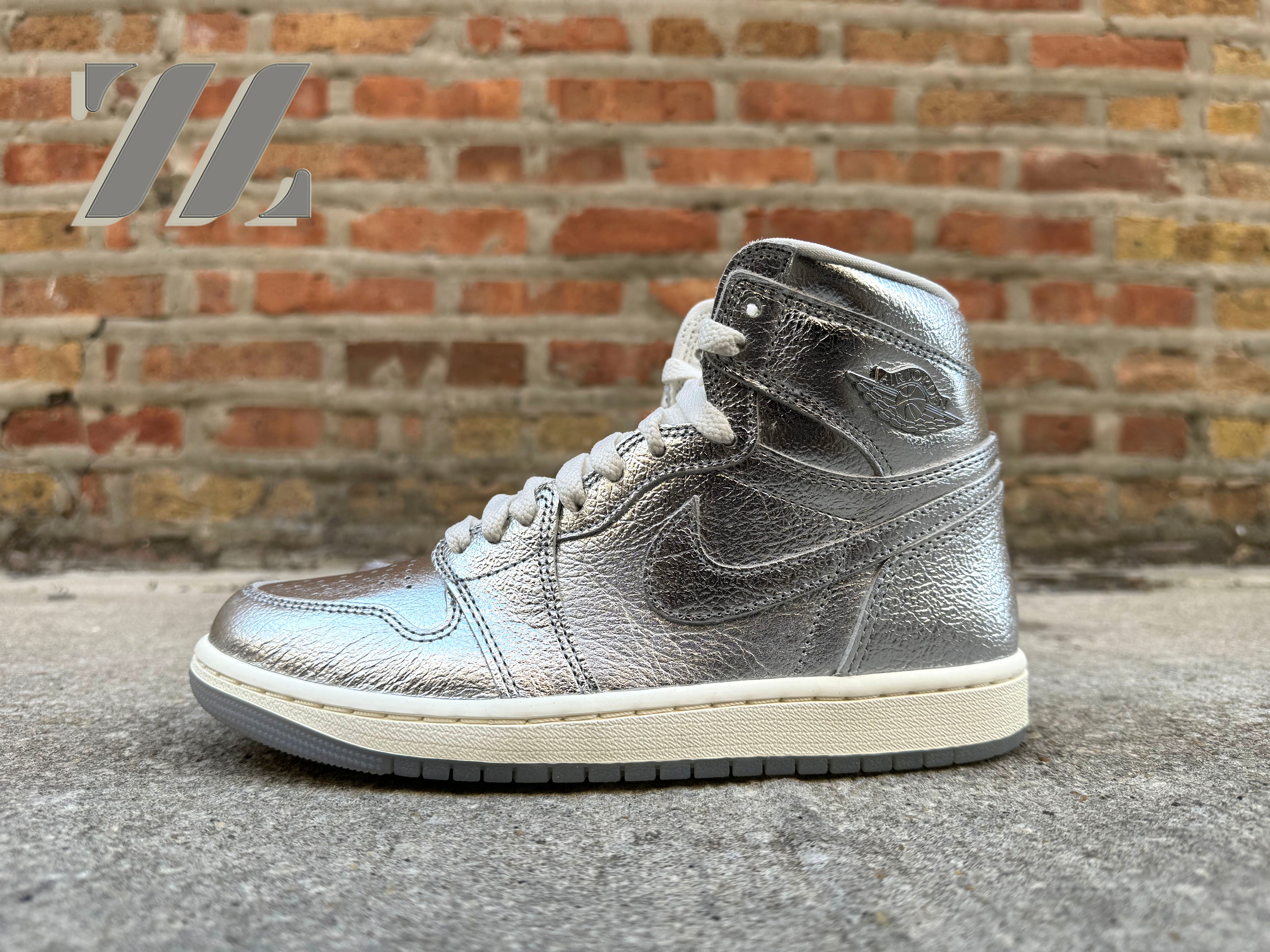 Women s Air Jordan 1 High Chrome