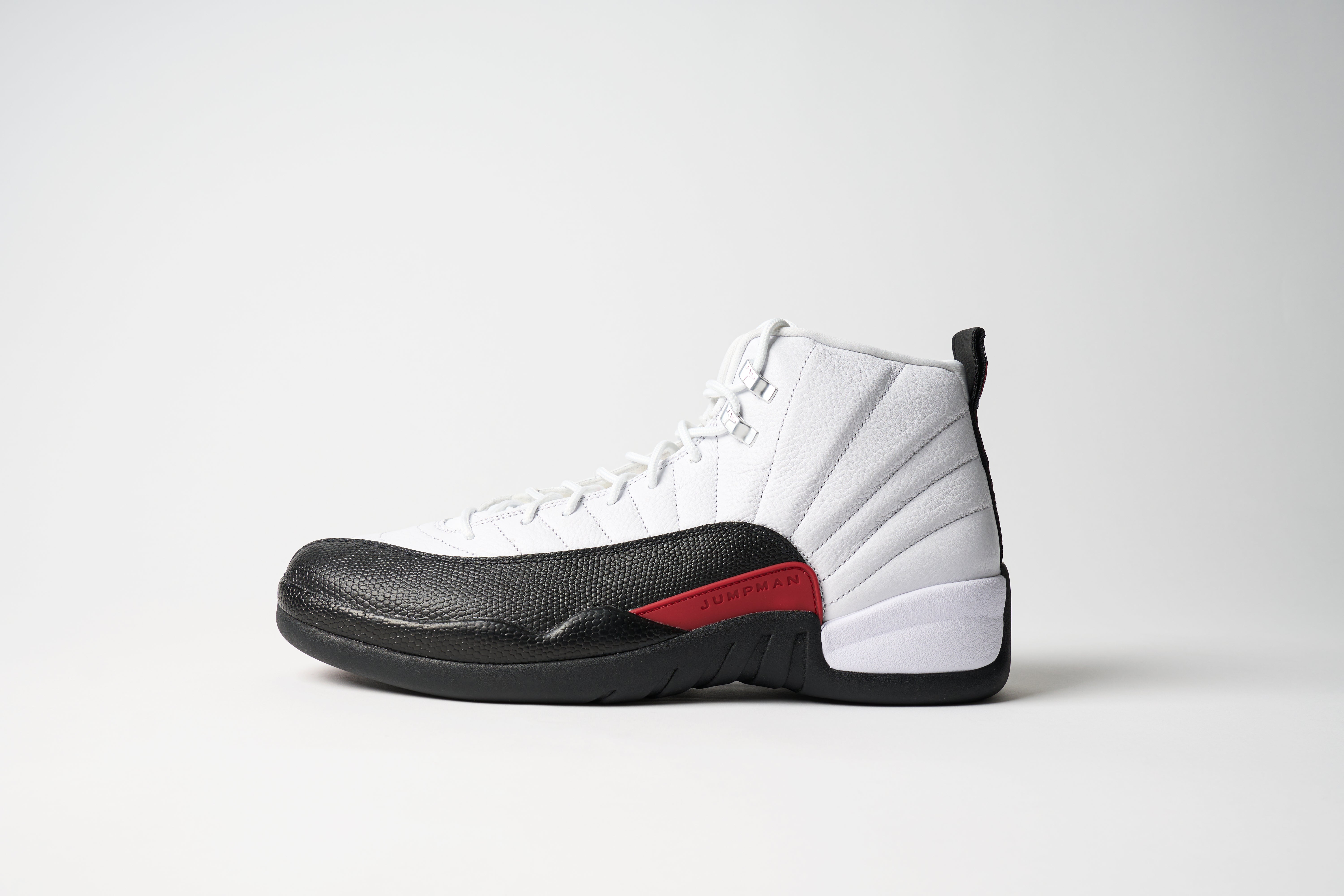 Air Jordan 12 popular TAXI 4.5y