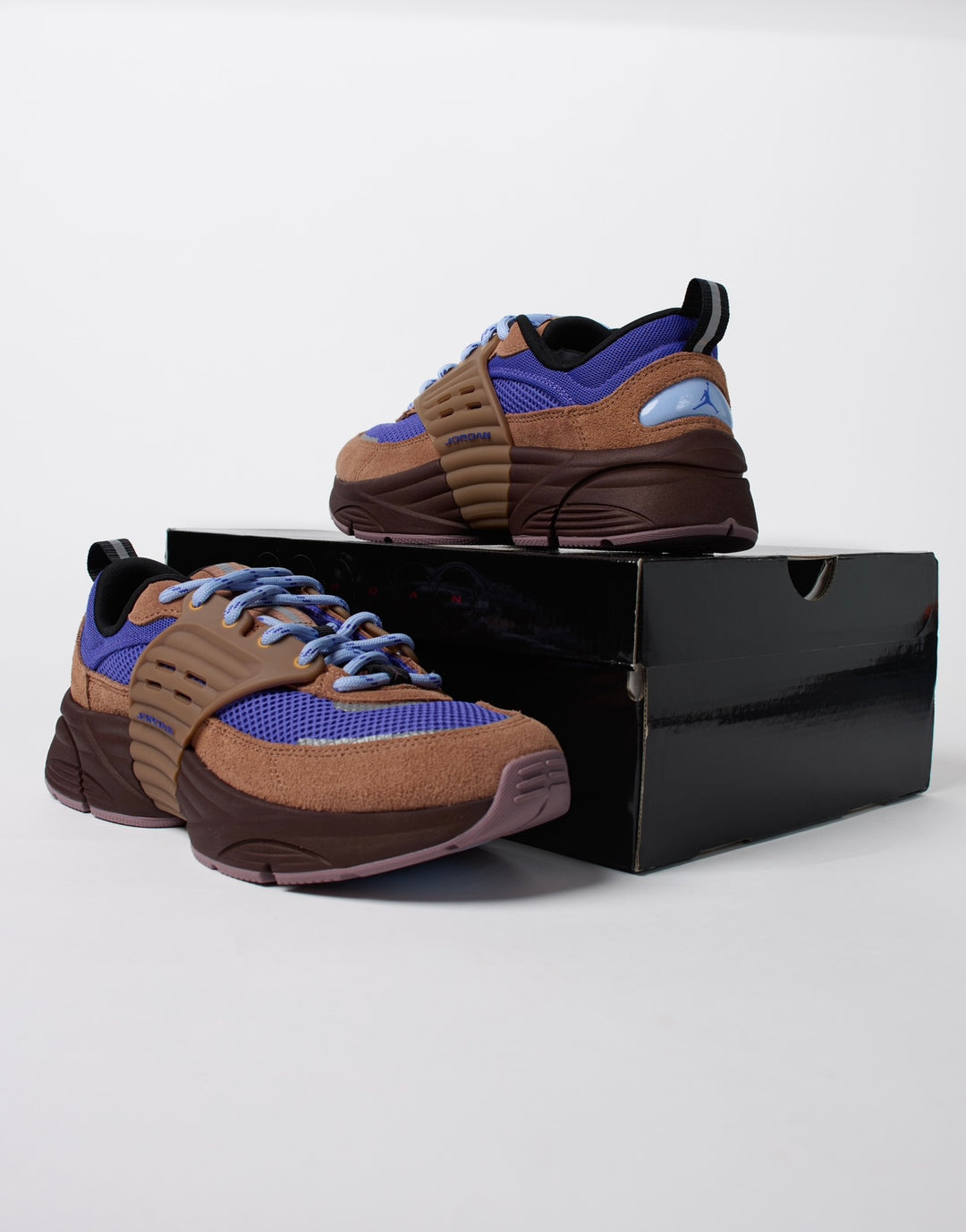 Jordan Trunner O/S “Archaeo Brown”