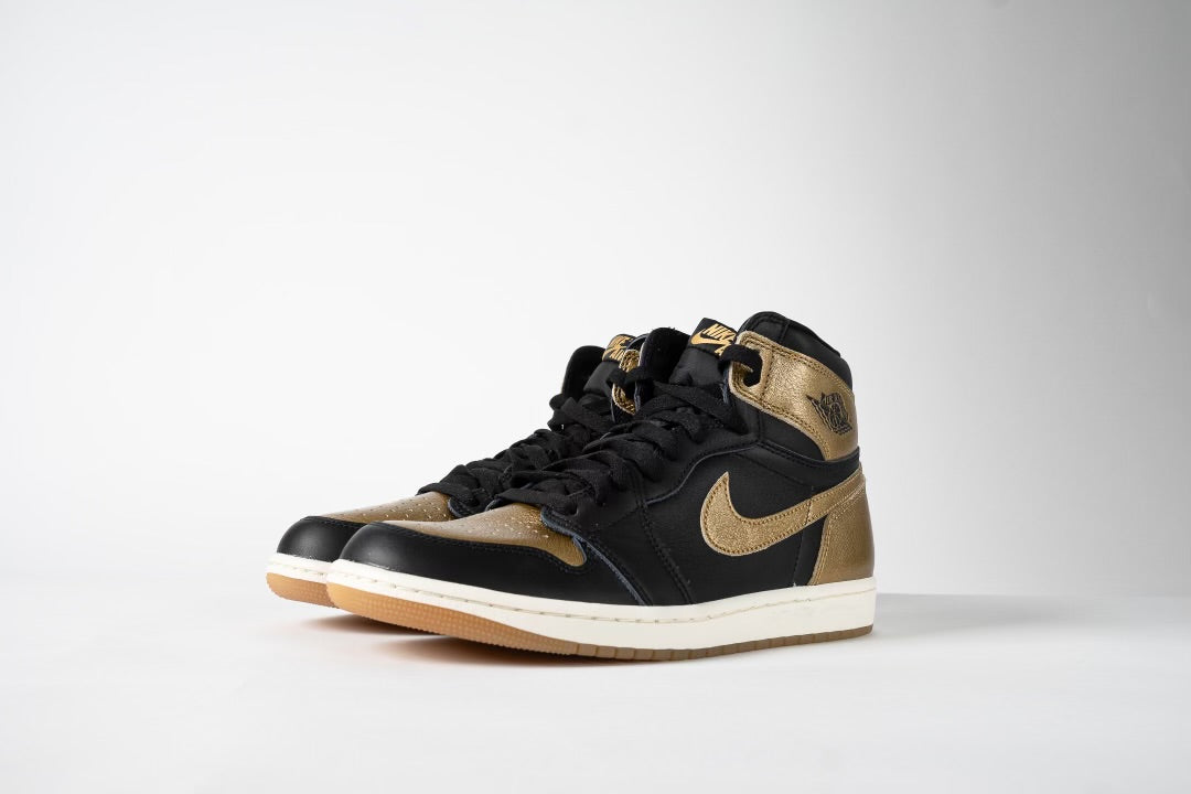 Men's Air Jordan 1 High OG “Metallic Gold”