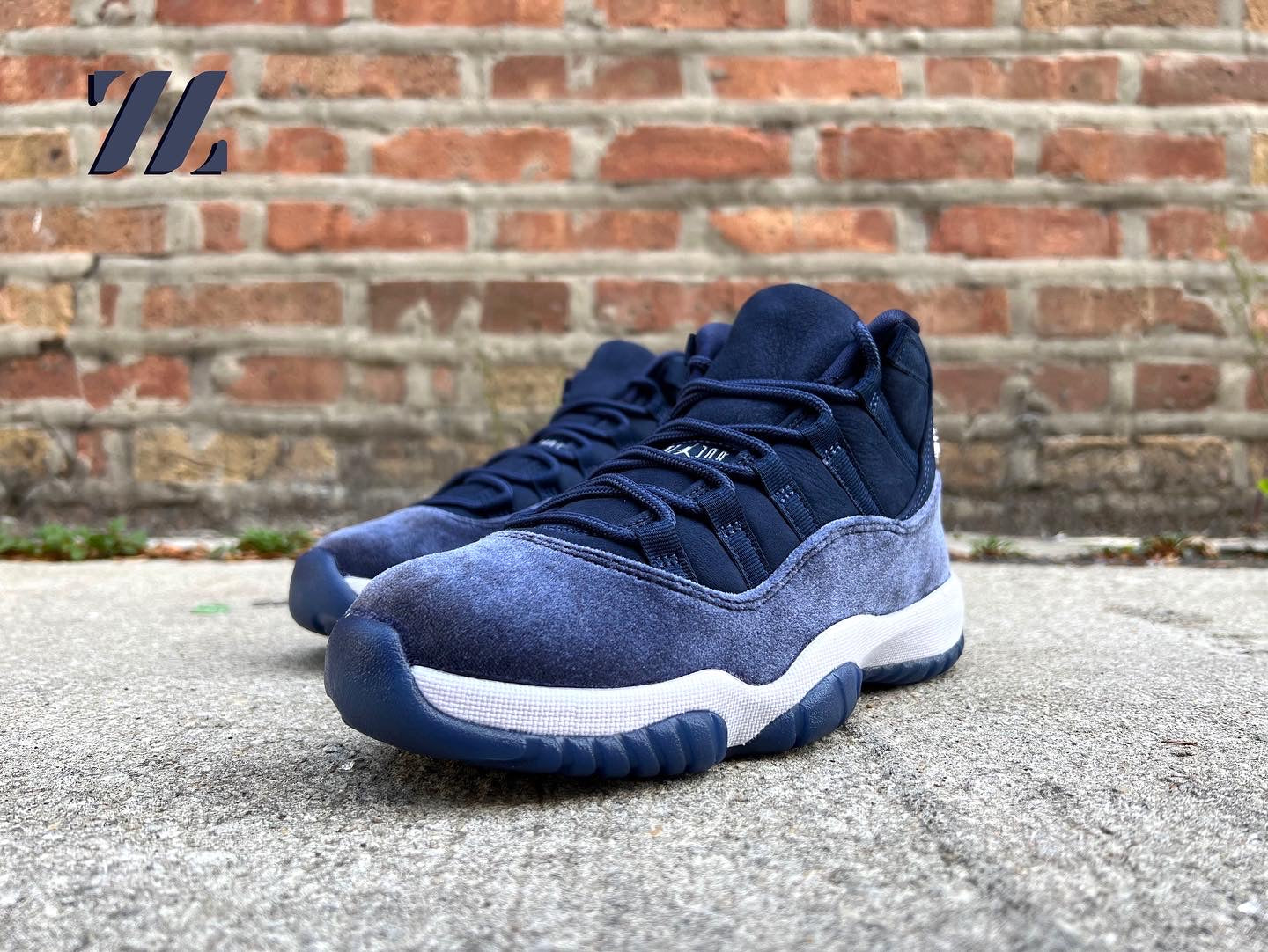 Jordan retro shop 11 low womens