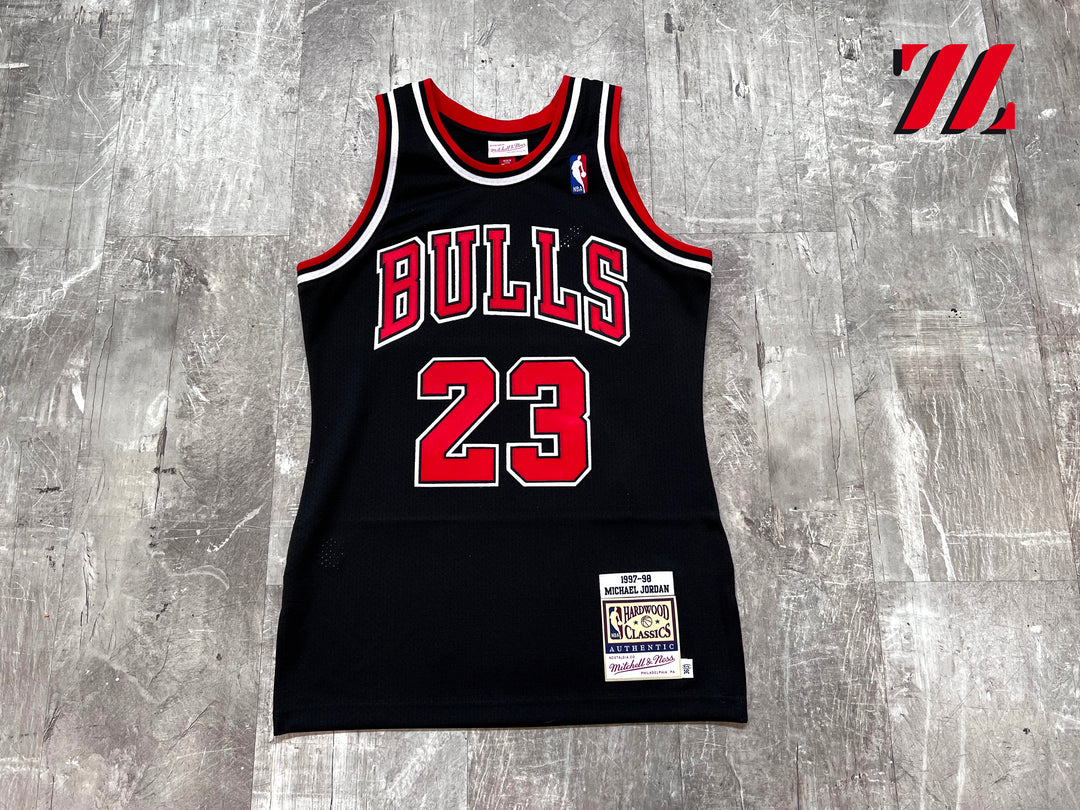 Mitchell & Ness Chicago Bulls '97-98 Jersey White