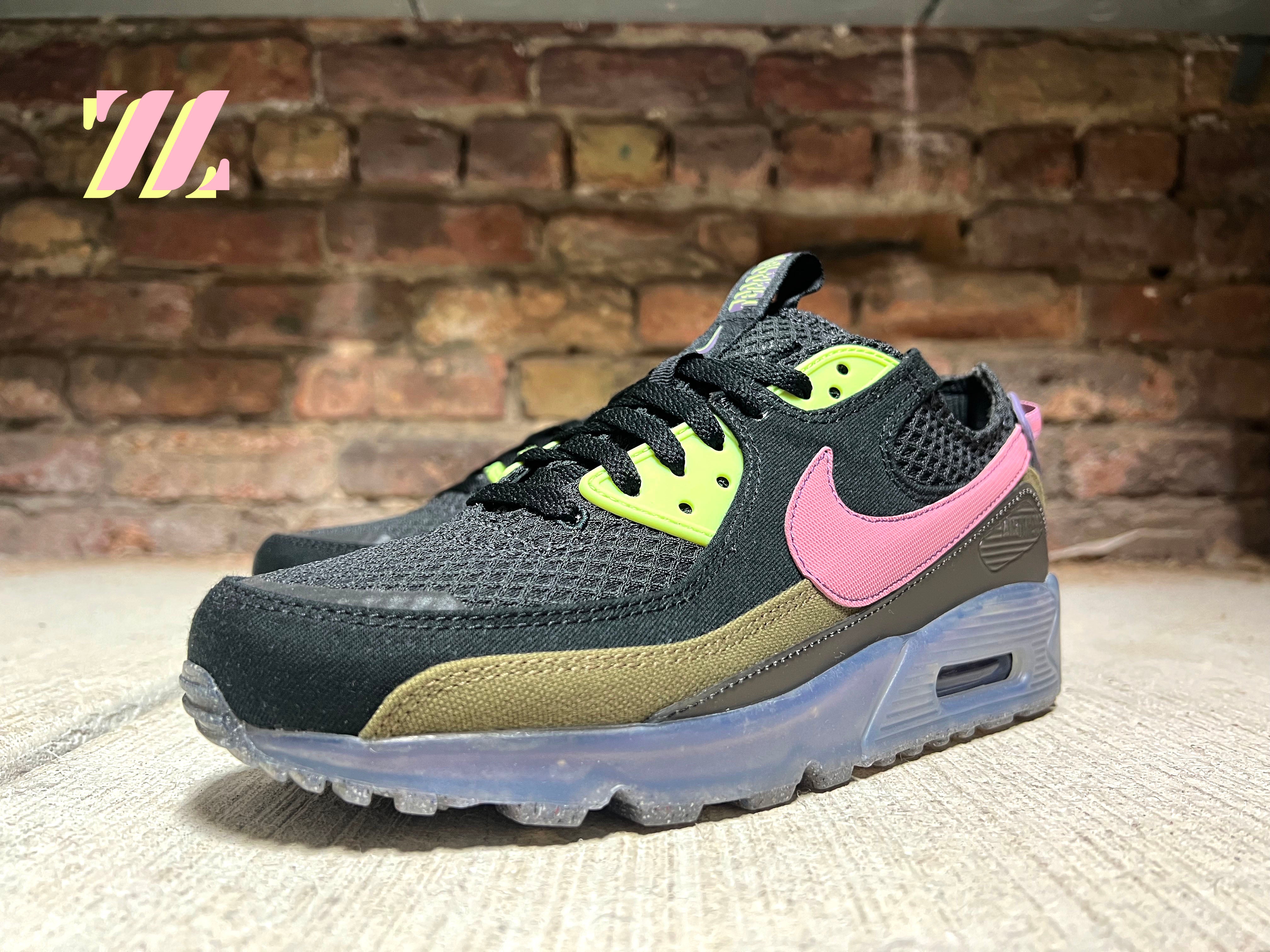 Air max 90 black on sale pink