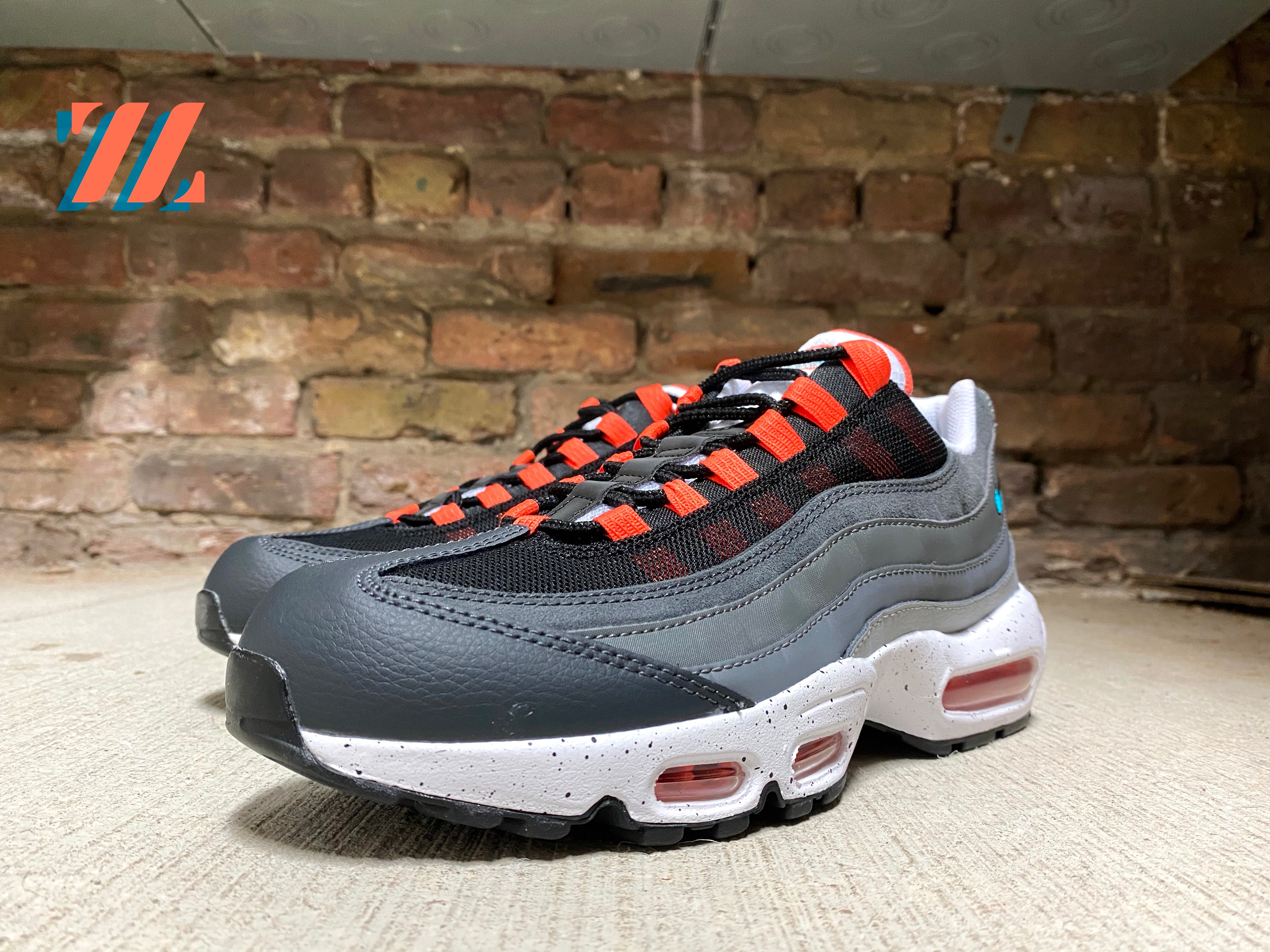 Air max deals turf 95