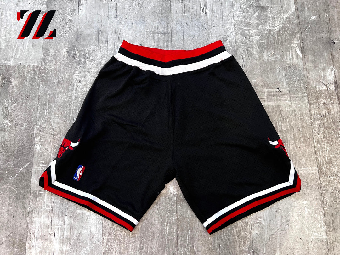 Just Don/Mitchell And Ness Chicago Bulls 97-98 Road shorts